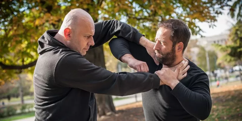 Atabay Hukuk - Meşru Müdafaa Nedir - Şartları Sınırın Aşılması ve Zorunluluk Hali