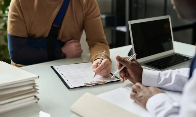 Atabay Hukuk Bürosu - İş Kazası Tazminat Davası ve Şartları